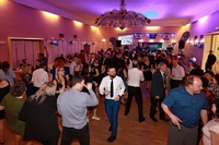 9. hokejový velikonoční ples 39